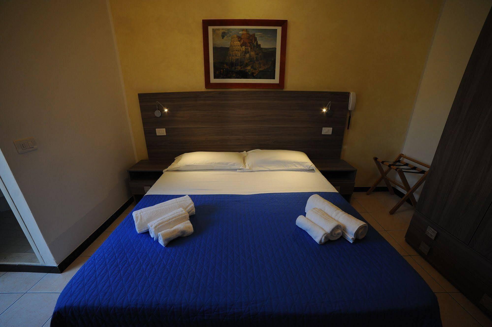 Hotel Madison Gabicce Mare Esterno foto