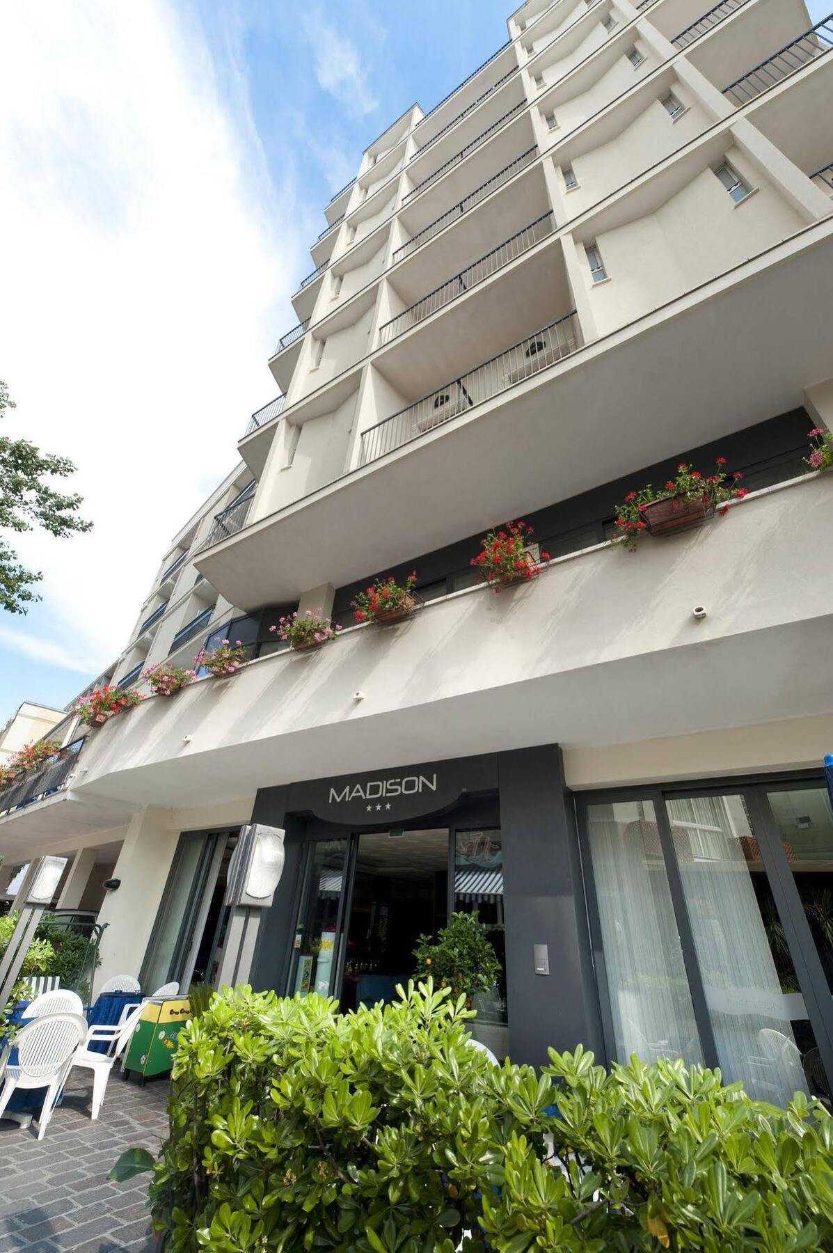 Hotel Madison Gabicce Mare Esterno foto